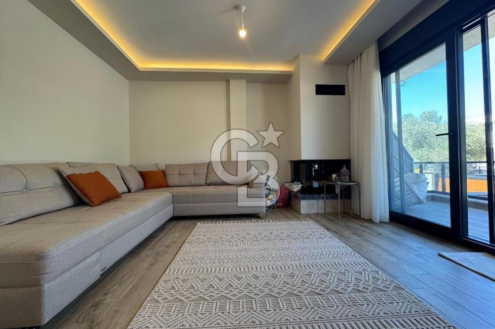 GÖMEÇ KARAAĞAÇ'TA, DENİZ MANZARALI, HAVUZLU, TRİPLEKS VİLLA