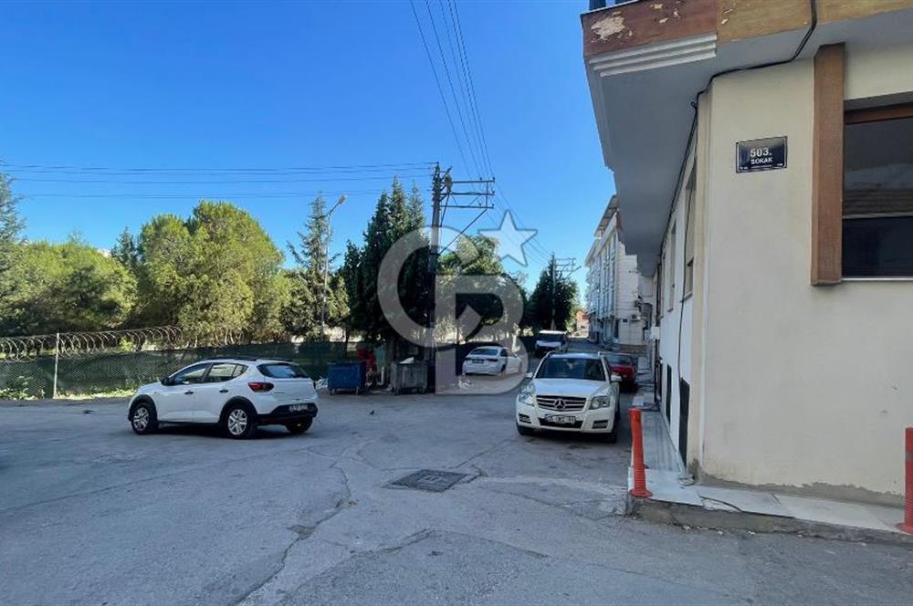ŞİRİNYER NATO YAKINI BALKONLU DOĞAL GAZLI KAPALI MUTFAKLI 2+1 DAİRE