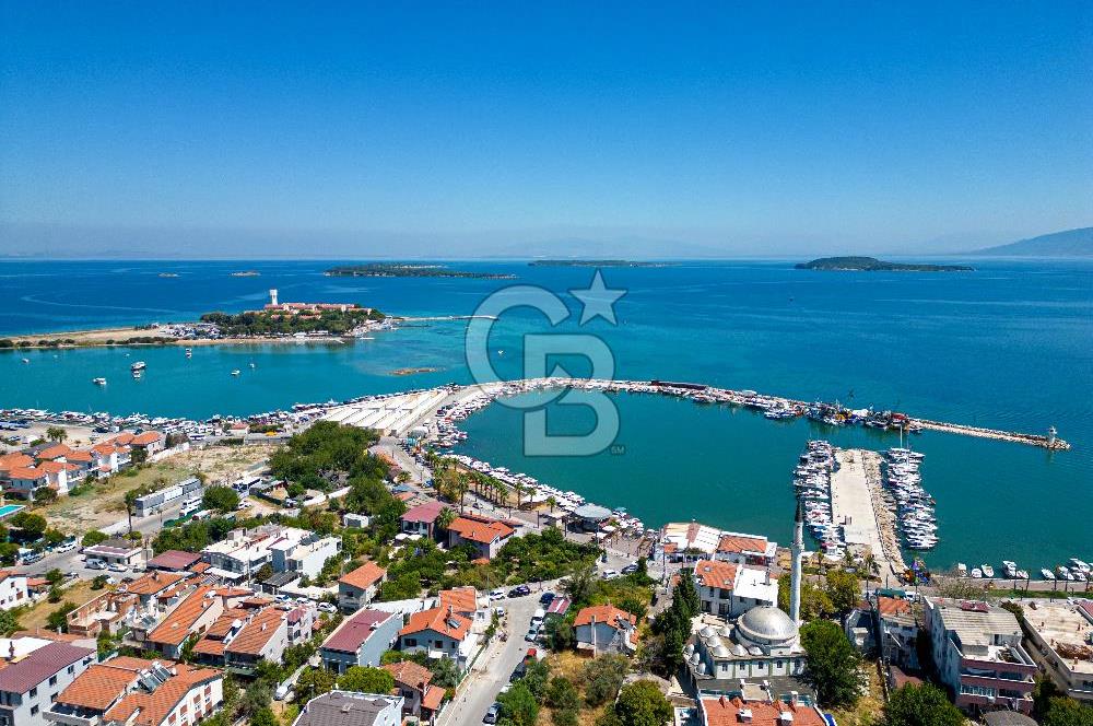 Urla Çeşmealtın'da Demize 200m Mesafe 375m2 Satılık İmarlı Arsa