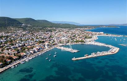 Urla Çeşmealtın'da Demize 200m Mesafe 375m2 Satılık İmarlı Arsa