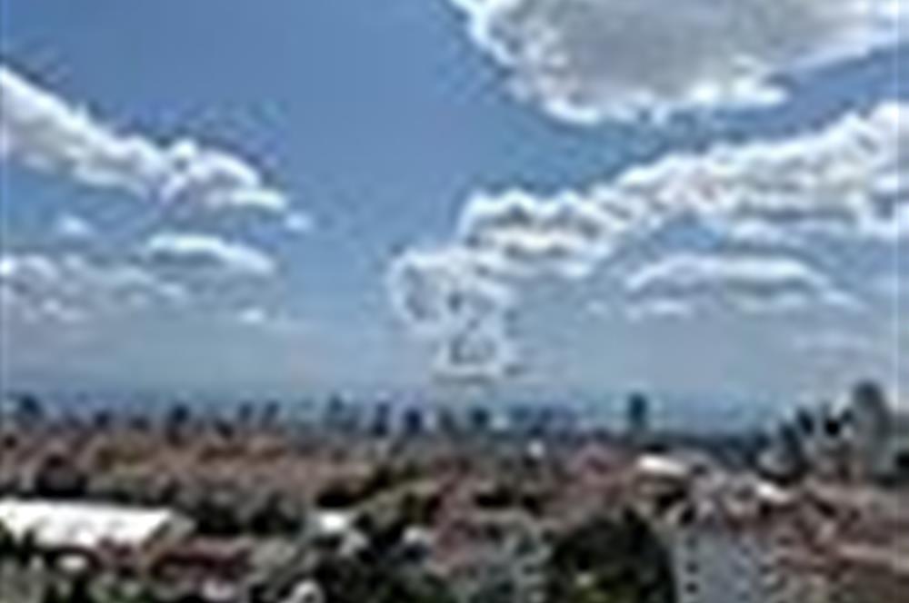 ROYAL GARDEN YAKACIK'TA DENİZ MANZARALI 4+2 KİRALIK DAİRE