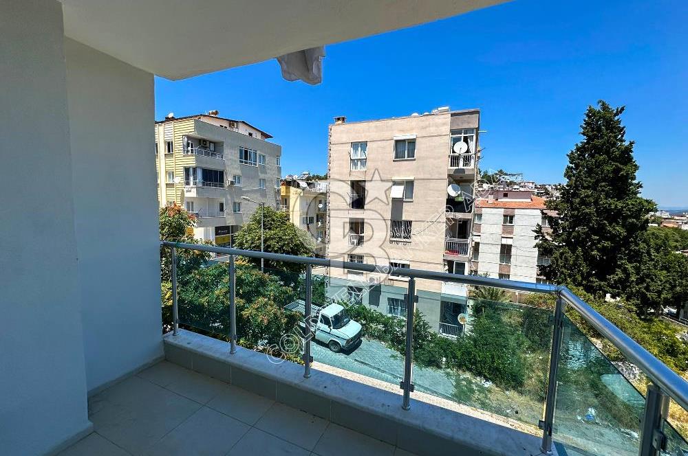 KUŞADASI CAMİATİK TE KİRALIK GENİŞ 3+1 DAİRE