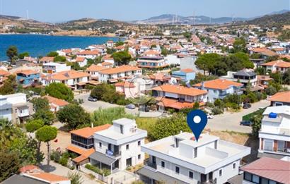 Foça Gencelli'de Satılık 3+1 Teraslı Dubleks Villa