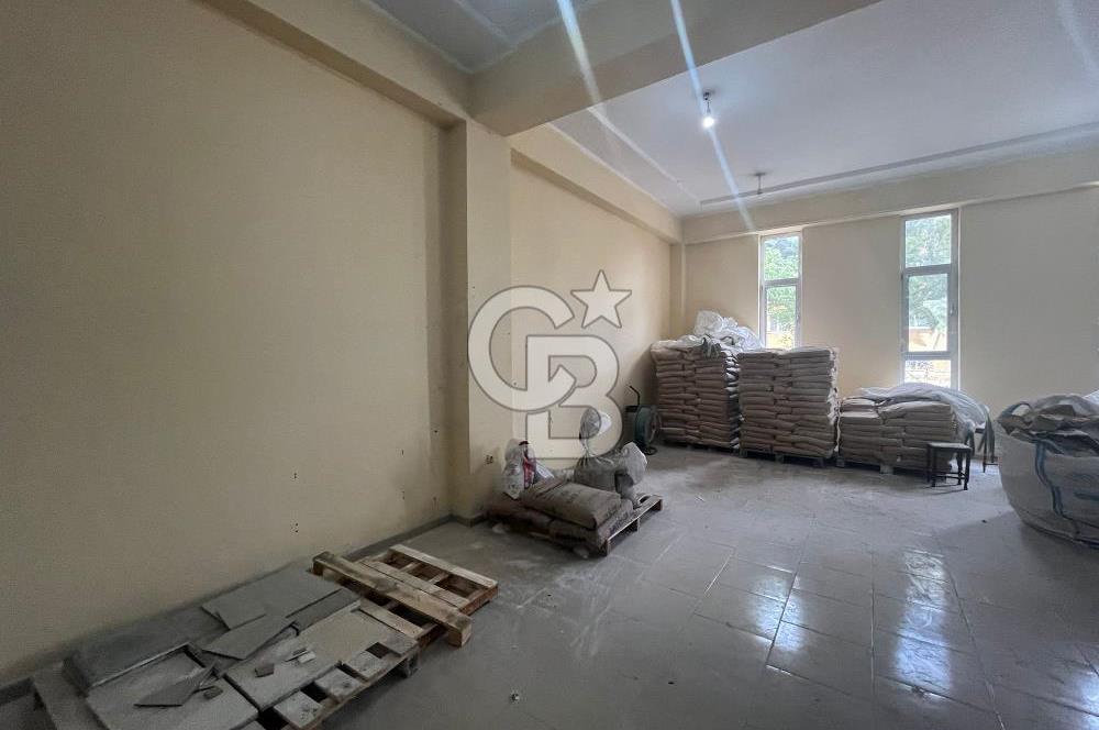 Arnavutköy Hadımköy 'de Kiralık İmalathane - Depo - Dükkan
