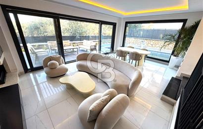 GÜRE'DE,DOĞA VE DENİZ MANZARALI, ŞIK TASARIMLI, 5+1 LOFT VİLLA