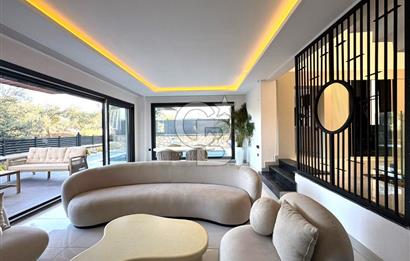 GÜRE'DE,DOĞA VE DENİZ MANZARALI, ŞIK TASARIMLI, 5+1 LOFT VİLLA