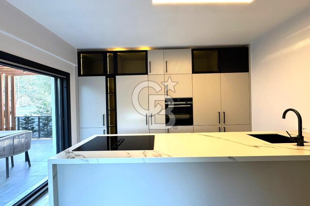 GÜRE'DE,DOĞA VE DENİZ MANZARALI, ŞIK TASARIMLI, 5+1 LOFT VİLLA
