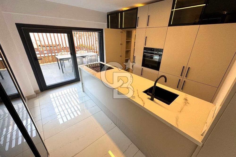 GÜRE'DE,DOĞA VE DENİZ MANZARALI, ŞIK TASARIMLI, 5+1 LOFT VİLLA