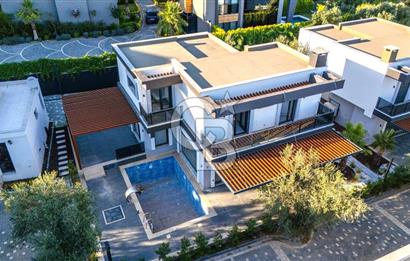 GÜRE'DE,DOĞA VE DENİZ MANZARALI, ŞIK TASARIMLI, 5+1 LOFT VİLLA