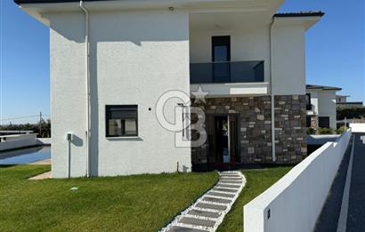 ORTAKÖY HILLTOWN PROJESİNDE SATILIK HAVUZLU VİLLALAR