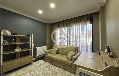 Ayvalık 150 Evler Mah'de Havuzlu Sitede Satılık 3+1 Daire