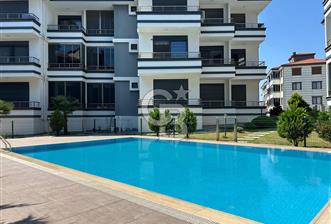 Ayvalık 150 Evler Mah'de Havuzlu Sitede Satılık 3+1 Daire