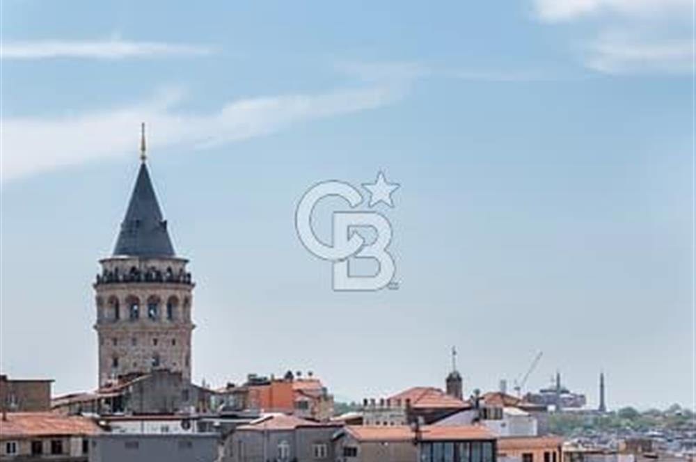 ŞİŞHANE MEYDANA CEPHELİ TARİHİ BİNADA KOMPLE YENİLENMİŞ SATILIK 
