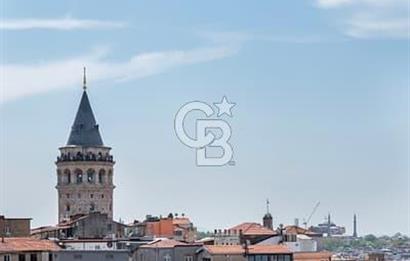 ŞİŞHANE MEYDANA CEPHELİ TARİHİ BİNADA KOMPLE YENİLENMİŞ SATILIK 