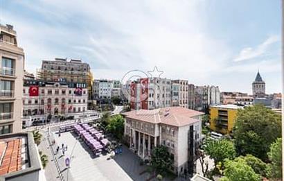 ŞİŞHANE MEYDANA CEPHELİ TARİHİ BİNADA KOMPLE YENİLENMİŞ SATILIK 