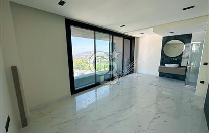 KUŞADASI SOĞUCAK'TA SATILIK 5+2 ÖZEL HAVUZLU MÜSTAKİL VİLLA