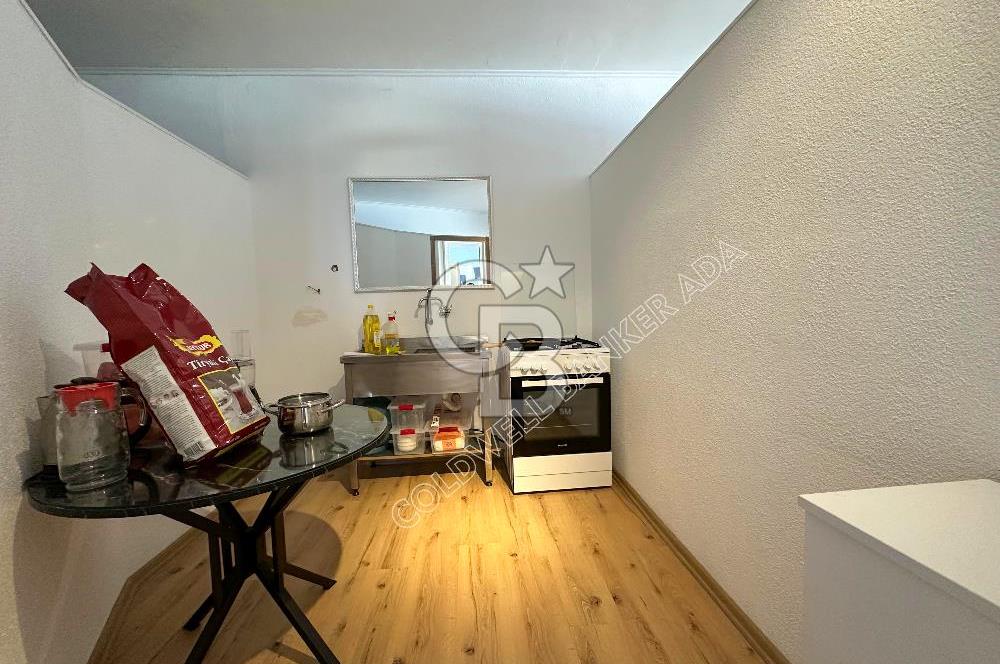 KUŞADASI MARİNA BÖLGESİNDE ANA CADDE ÜZERİNDE SATILIK İŞYERİ