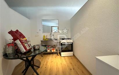 KUŞADASI MARİNA BÖLGESİNDE ANA CADDE ÜZERİNDE SATILIK İŞYERİ