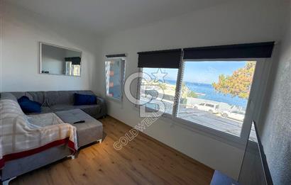 KUŞADASI MARİNA BÖLGESİNDE ANA CADDE ÜZERİNDE SATILIK İŞYERİ