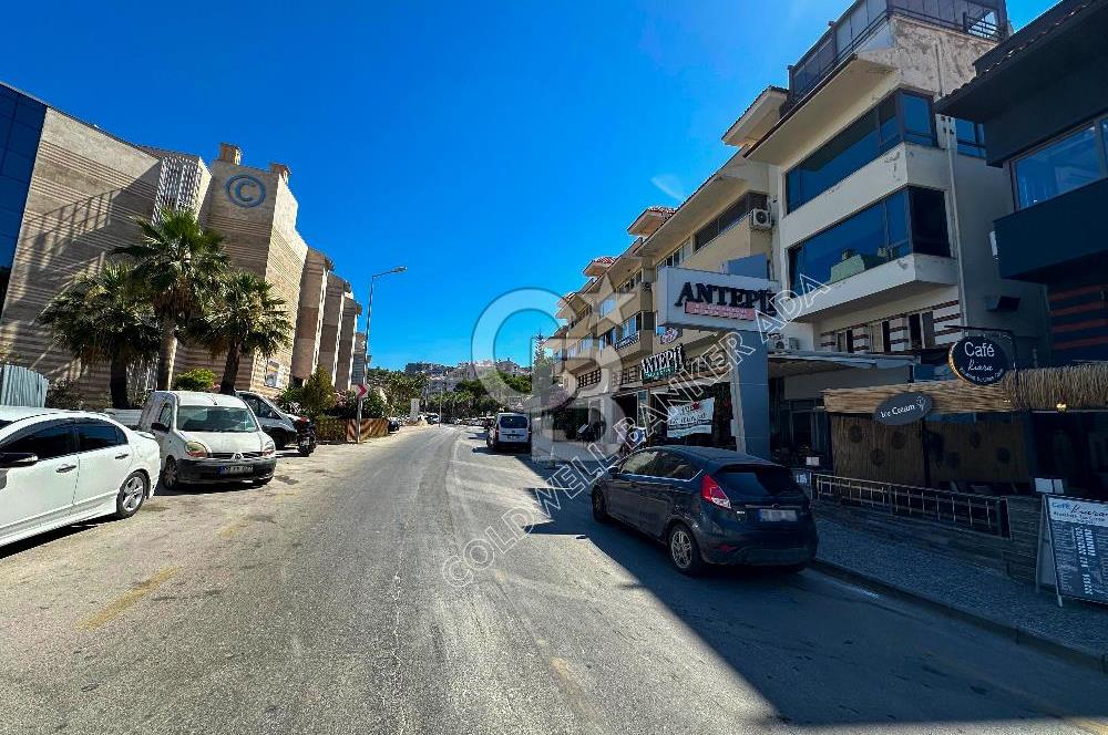 KUŞADASI MARİNA BÖLGESİNDE ANA CADDE ÜZERİNDE SATILIK İŞYERİ