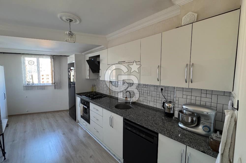 Hasköy Meydanda Merkezi Konumda, Geniş ve Ferah 3+1 145 m²