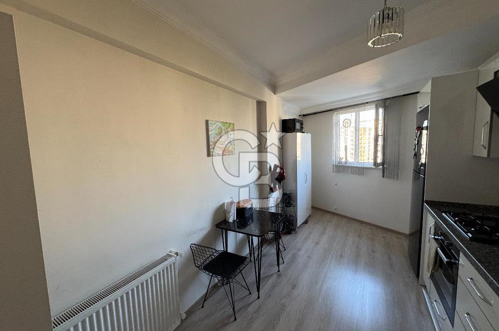 Hasköy Meydanda Merkezi Konumda, Geniş ve Ferah 3+1 145 m²