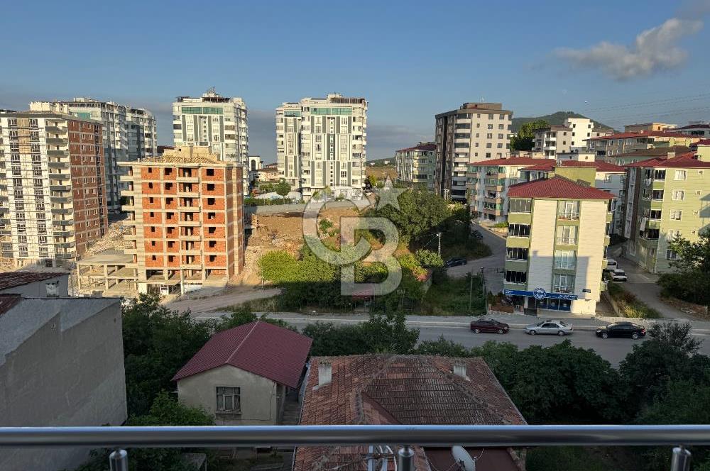 Hasköy Meydanda Merkezi Konumda, Geniş ve Ferah 3+1 145 m²