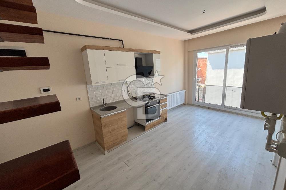 Küçük Çiğli de Araştırma hastanesi yakını sıfır ayarında 2+1 dubleks kiralık daire