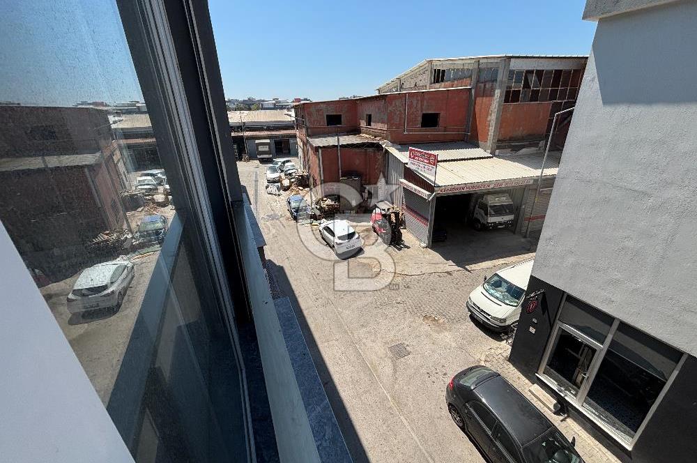 Küçük Çiğli de Araştırma hastanesi yakını sıfır ayarında 2+1 dubleks kiralık daire