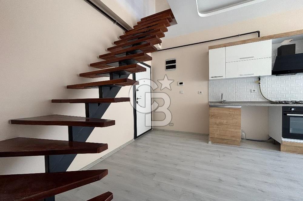 Küçük Çiğli de Araştırma hastanesi yakını sıfır ayarında 2+1 dubleks kiralık daire