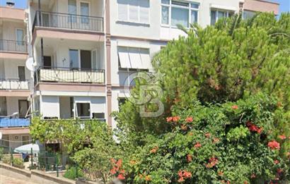 Ayvalık'da Denize Yürüme Mesafesinde  Satılık 3+1 Bahçe Katı