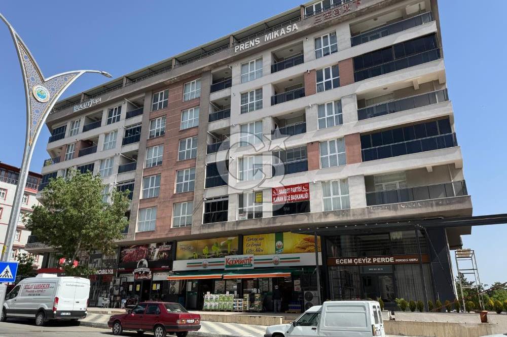 KIRŞEHİR KAMAN MERKEZ ATATÜRK CADDDE CEPHELİ KAYMAKAMLIK KARŞISI