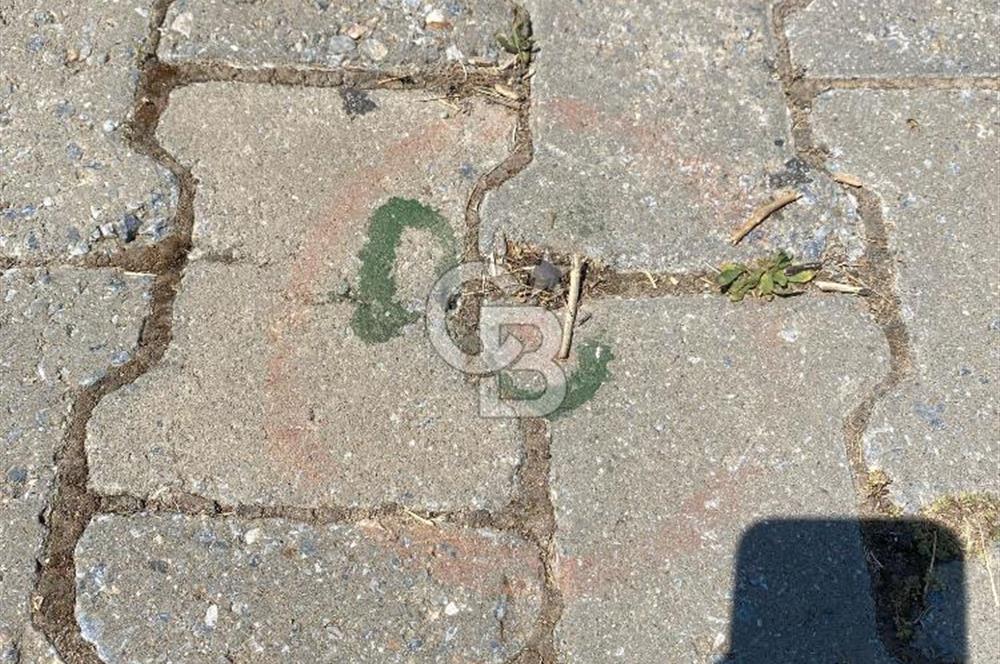 SEFERİHİSAR DOĞANBEY'DE DENİZ MANZARALI SATILIK ARSA