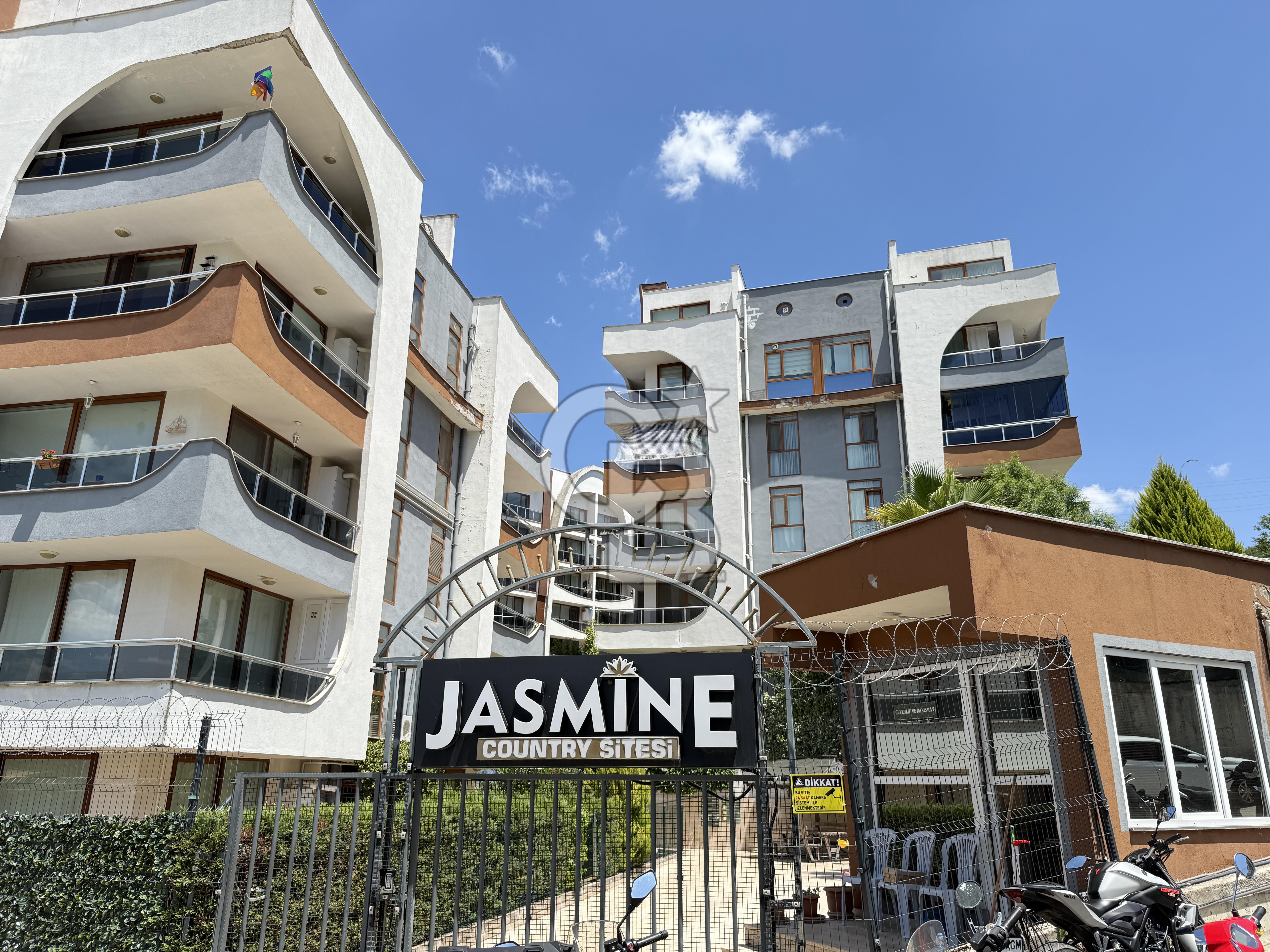 CB AKADEMİ JASMİNE COUNTRY SİTESİ SATILIK 2+1 GENİŞ BAHÇE DUBLEKS