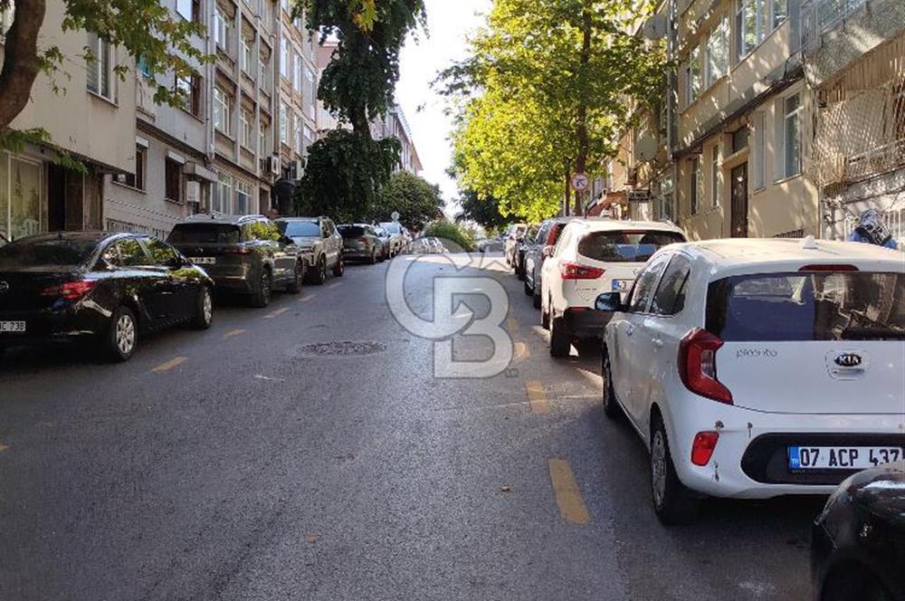 ÜSKÜDAR SELİMİYE DENİZ MANZARALI 2+1 DEĞERLİ LOKASYON