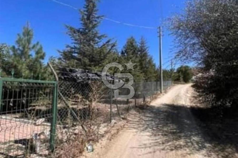 KORKUTELİ KAYABAŞDA SATILIK ARAZİ VE 2 KATLI BİNA