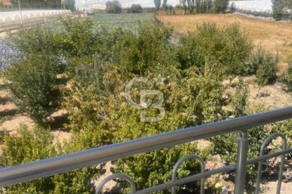 KORKUTELİ KAYABAŞDA SATILIK ARAZİ VE 2 KATLI BİNA