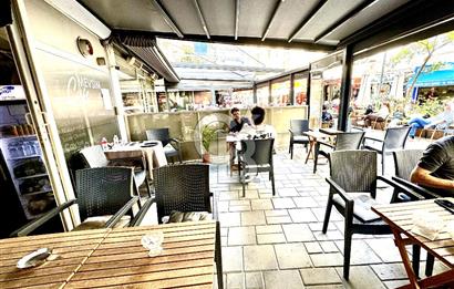 BOSTANLI'DA GELİŞİME AÇIK YAYA TRAFİĞİNİN EN YOĞUN OLDUĞU SOKAKLARDAN BİRİNDE DEVREN KİRALIK KAFE FIRSATI