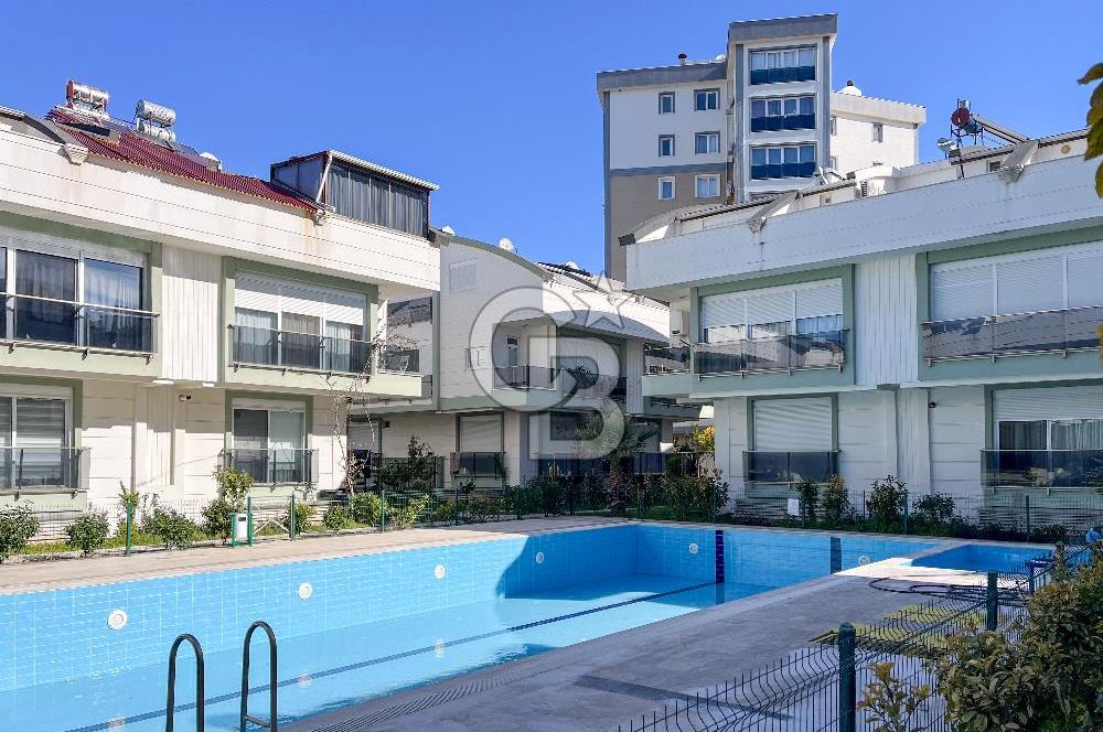 Güzeloba Site İçinde Havuzlu Satılık 3+1 Dubleks Daire
