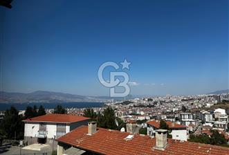 CB Yalı'dan Esentepe Mah. Deniz Manzaralı 2+1 Daire