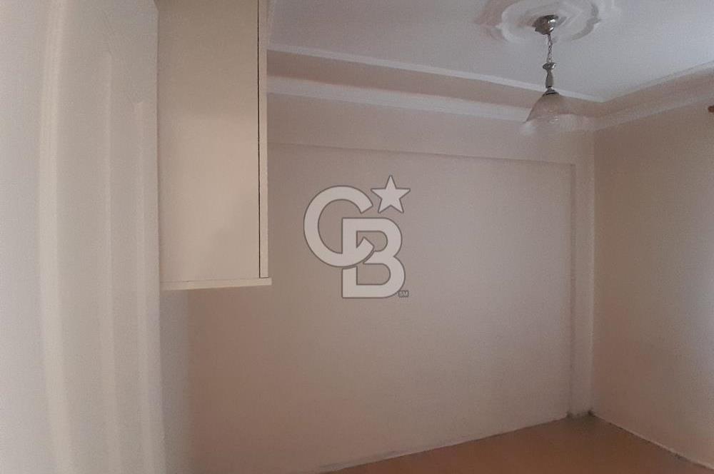 Eski Foça Atatürk Mahallesinde Kiralık 3+1 Tripleks