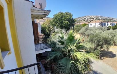 Eski Foça Atatürk Mahallesinde Kiralık 3+1 Tripleks