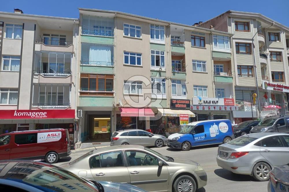 GÖLBAŞI SEĞMENLER OĞUZ KAAN USTA CADDESİ ÜZERİ SATILIK DAİRE