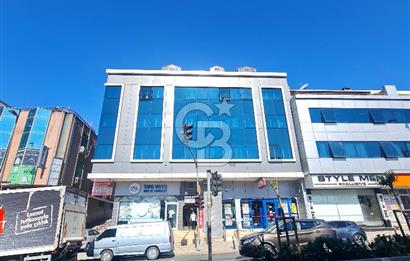         Küçük Çamlıca'da Merkezi  Konumda  Ferah 3+1 Kiralık   Ofis