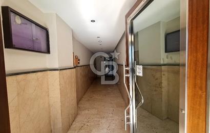        Küçük Çamlıca'da Merkezi  Konumda  Ferah 3+1 Kiralık   Ofis