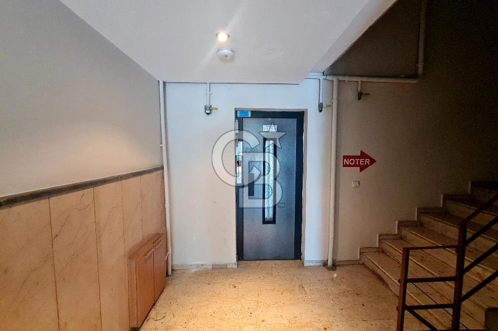         Küçük Çamlıca'da Merkezi  Konumda  Ferah 3+1 Kiralık   Ofis