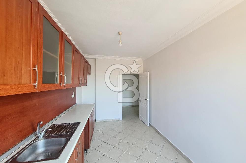         Küçük Çamlıca'da Merkezi  Konumda  Ferah 3+1 Kiralık   Ofis