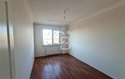         Küçük Çamlıca'da Merkezi  Konumda  Ferah 3+1 Kiralık   Ofis