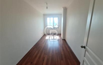         Küçük Çamlıca'da Merkezi  Konumda  Ferah 3+1 Kiralık   Ofis