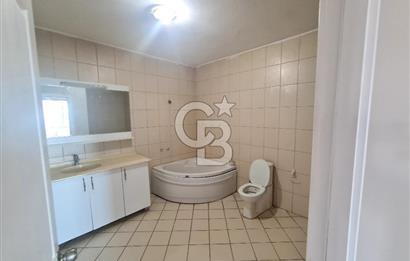         Küçük Çamlıca'da Merkezi  Konumda  Ferah 3+1 Kiralık   Ofis